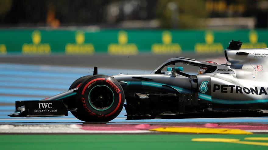 Mercedes manté el domini i Hamilton aconsegueix la «pole» a França