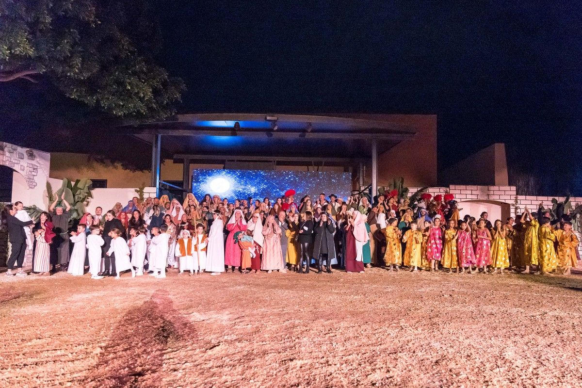 Casa Pastores representó el belén viviente
