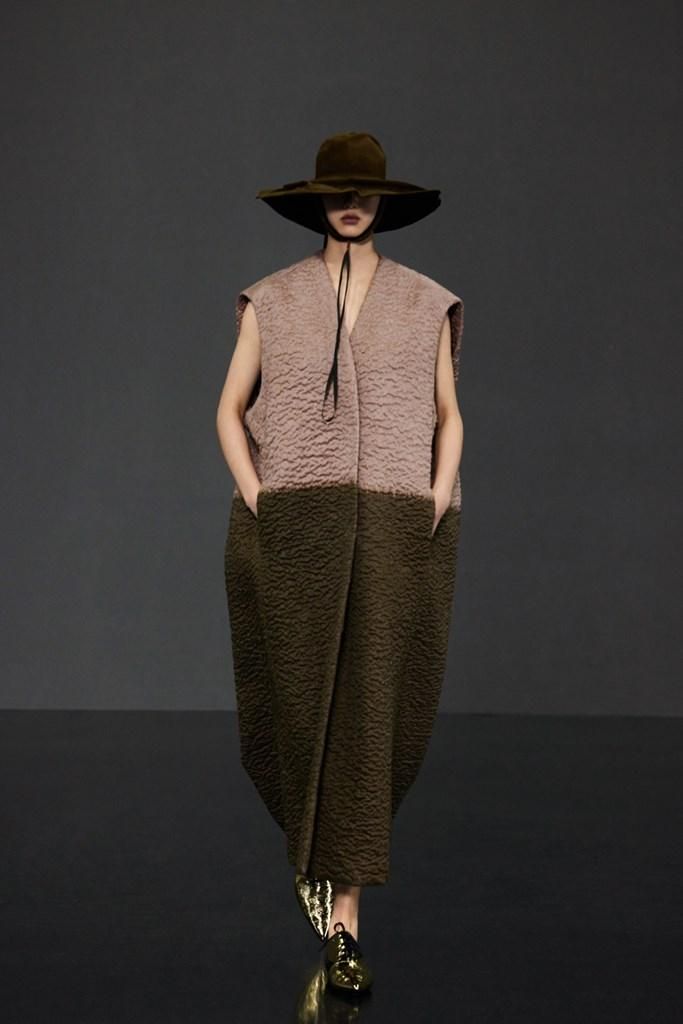 Uma Wang
