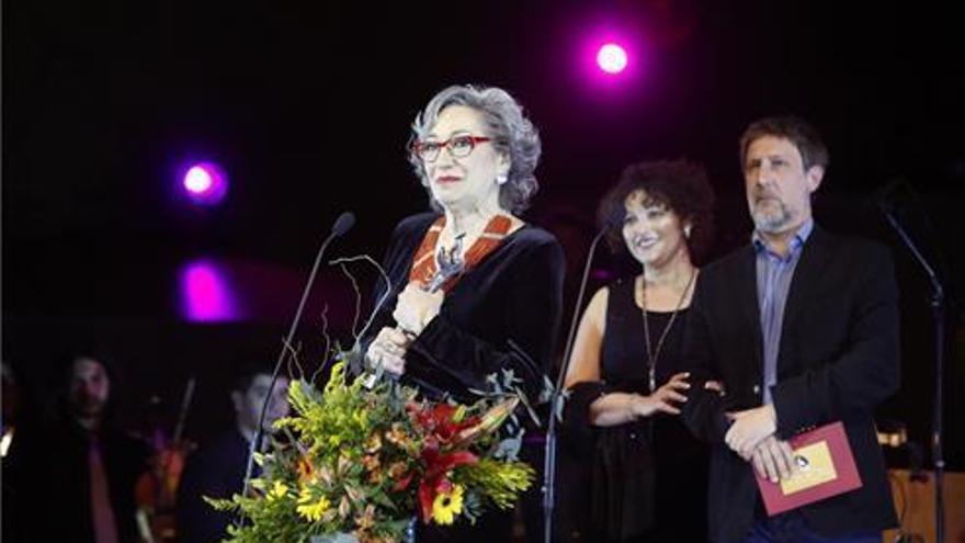 La actriz Luisa Gavasa recibirá el Premio Simón de Honor