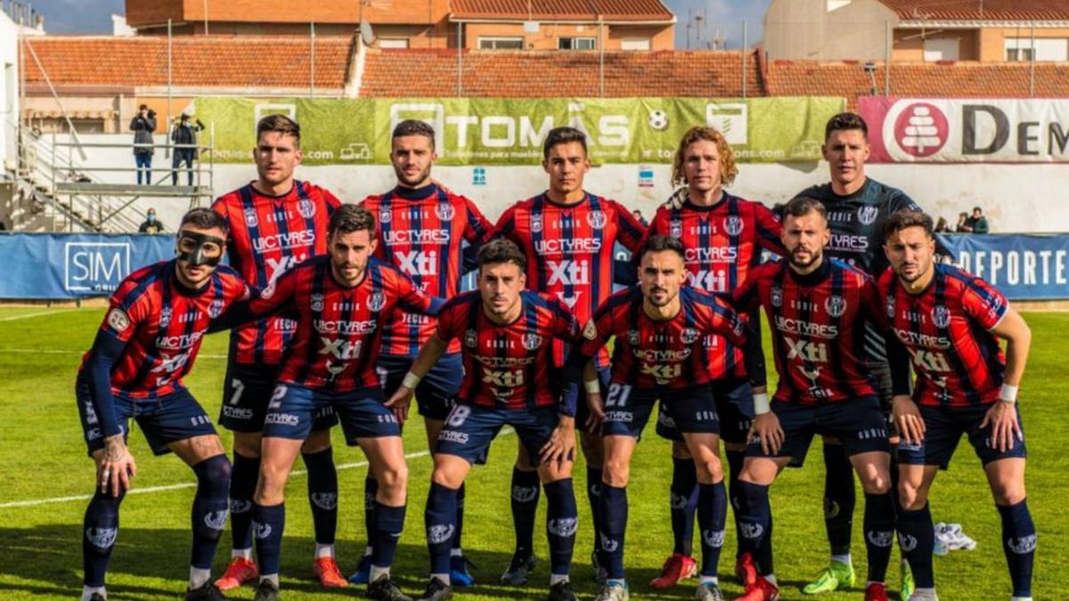 Once inicial del Yeclano Deportivo.