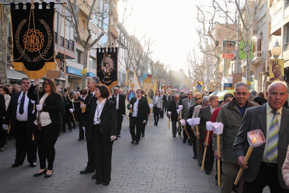 La processó del Sant Crist d'Igualada aplega centenars de persones