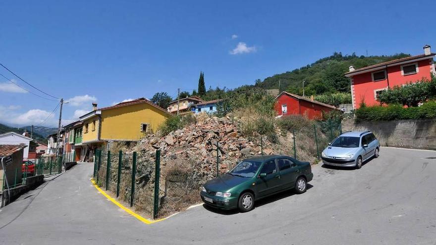 Los escombros de la Casa Cortina, propiedad del expresidente de Bankia Rodrigo Rato.