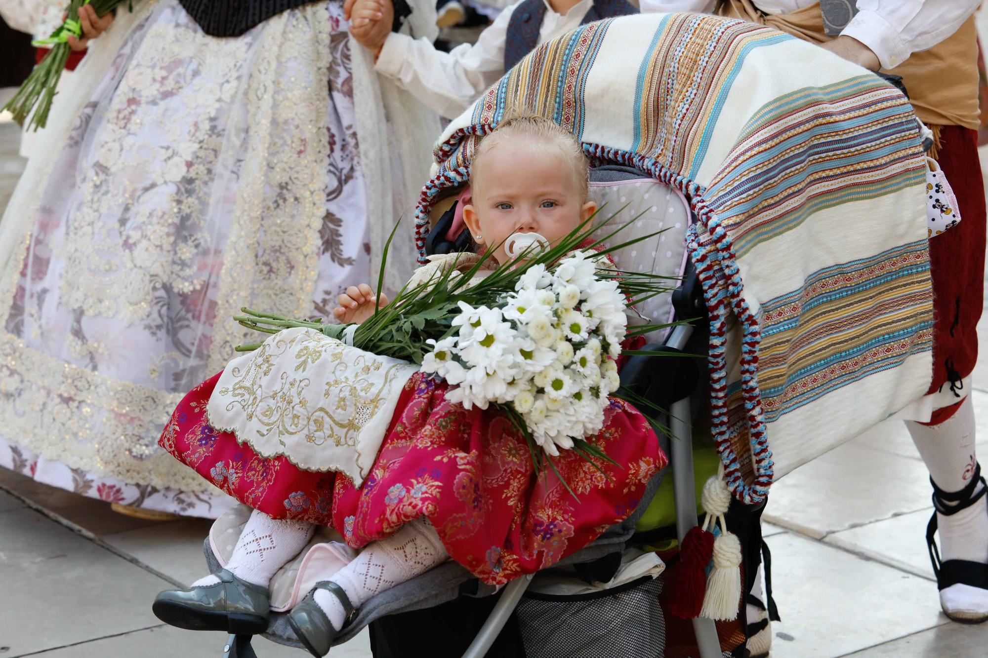 Búscate en el segundo día de Ofrenda por las calles del Mar y Avellanas (entre las 11.00 y 12.00 horas)