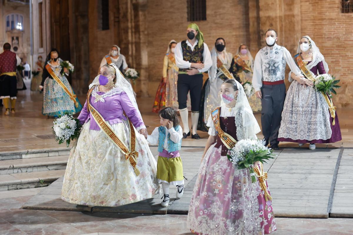 Búscate en el primer día de Ofrenda por las calles del Mar y Avellanas entre las 21:00 y 22:00 horas
