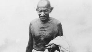 Mahatma Ghandi, principal impulsor de la independencia de la India y apóstol del pacifismo.