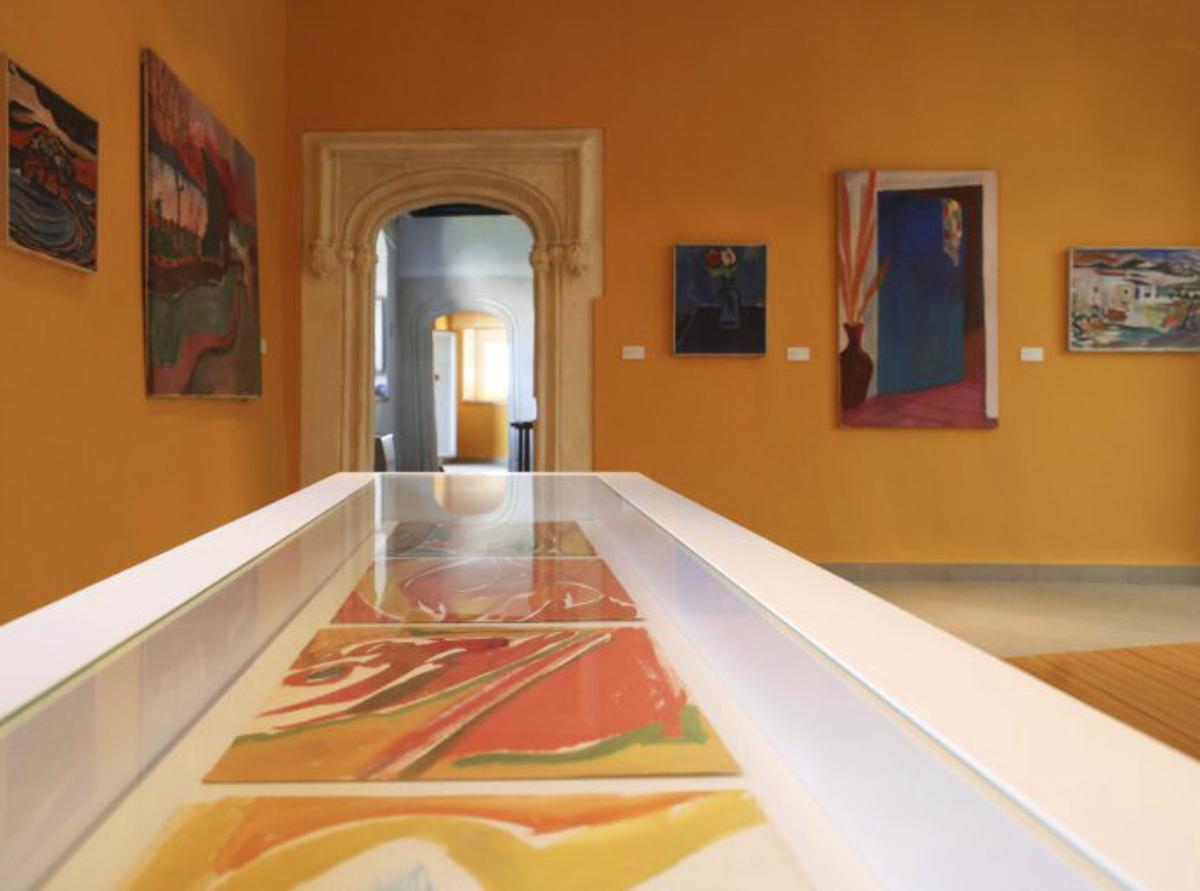 En la muestra hay acuarelas abstractas. | TONI ESCOBAR