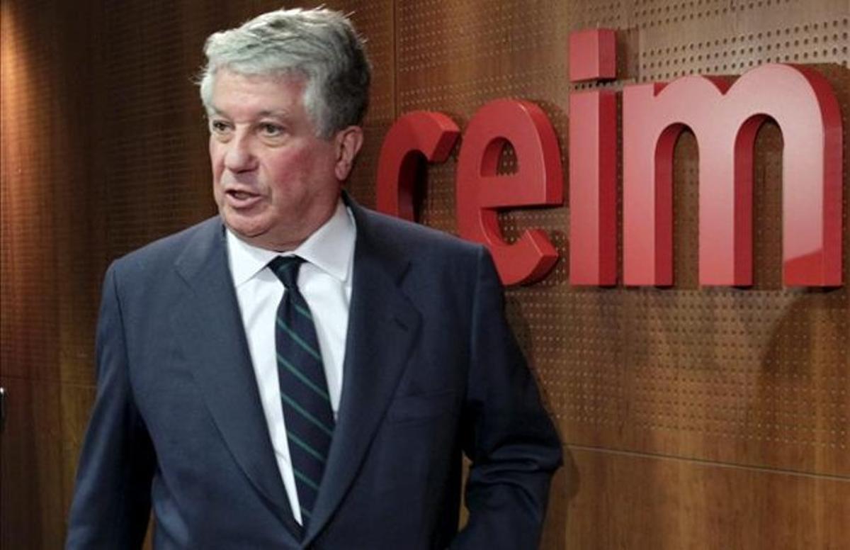 Arturo Fernández Álvarez és president de la Confederació Empresarial de Madrid (CEIM) i president del Grupo Arturo, empresa de tercera generació fundada el 1898, especialitzada en la restauració, oci i serveis, amb més de 4.000 empleats i 175 establiments. És vicepresident de la CEOE i president del Club de Tir Cantoblanco.