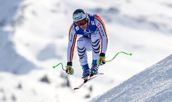 Thomas Dressen de Alemania compite durante la Copa Mundial de Esquí Alpino masculino de la FIS en el Zwoelferkogel de Saalbach-Hinterglemm, Austria.