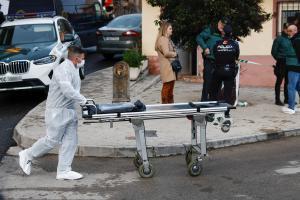 Una estafa amorosa y un ajuste de cuentas podrían estar detrás del asesinato de tres hermanos en Madrid