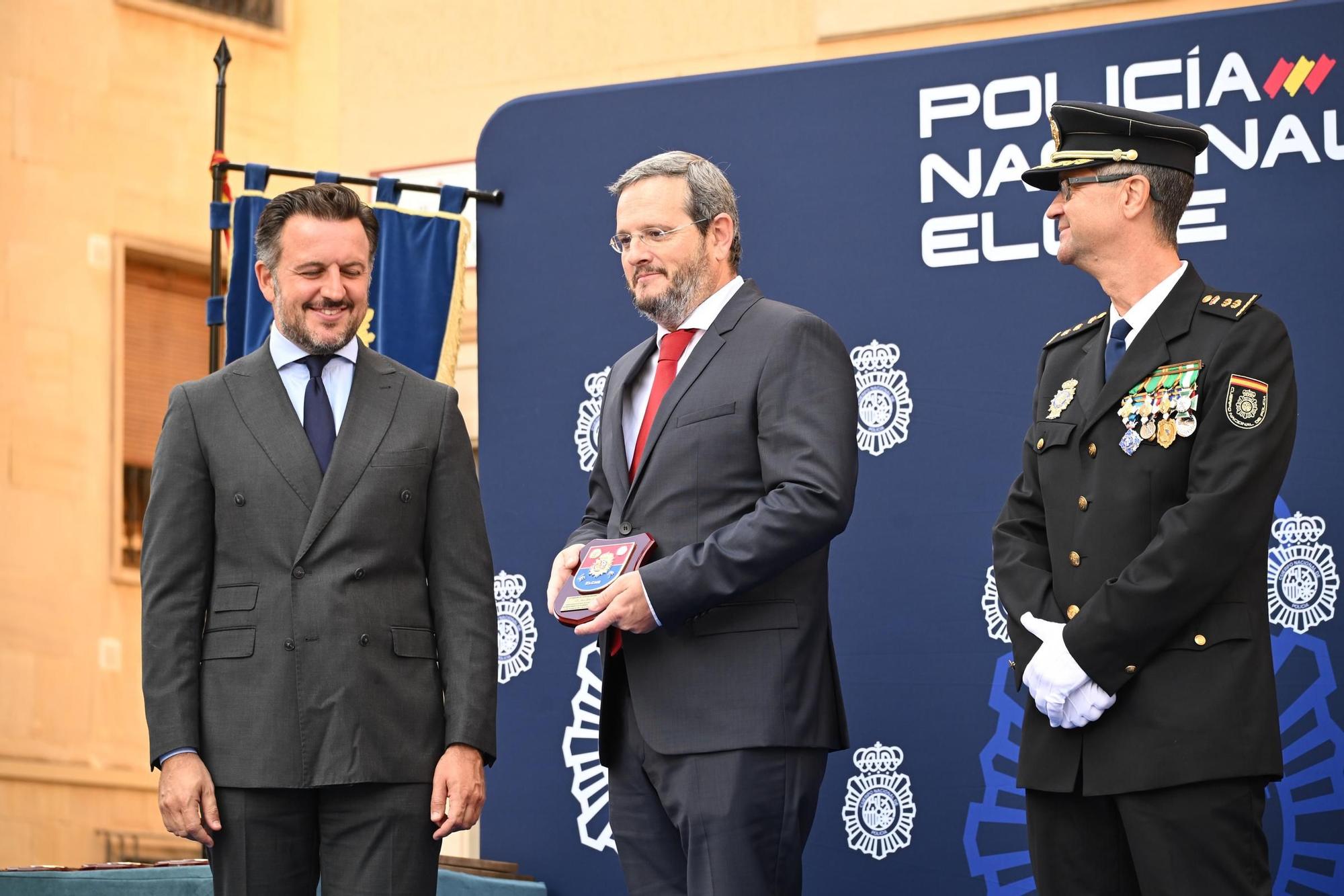 La Policía Nacional de Elche celebre el día de su patrón