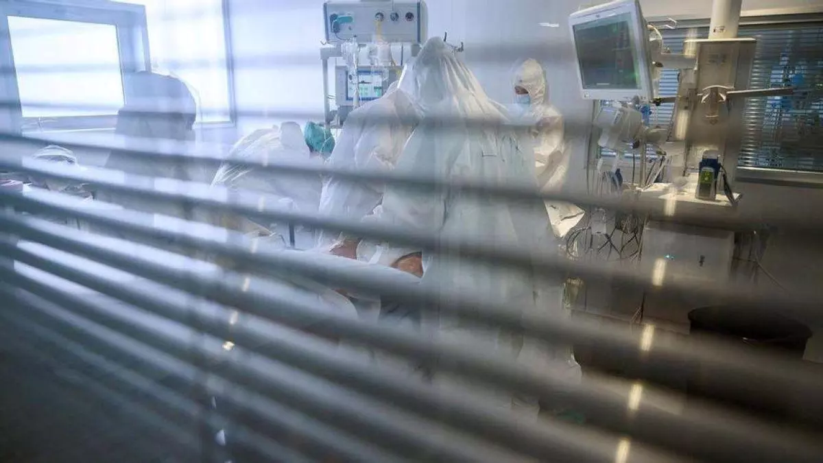 Cinco muertos por covid y 48 hospitalizados en Extremadura en una semana