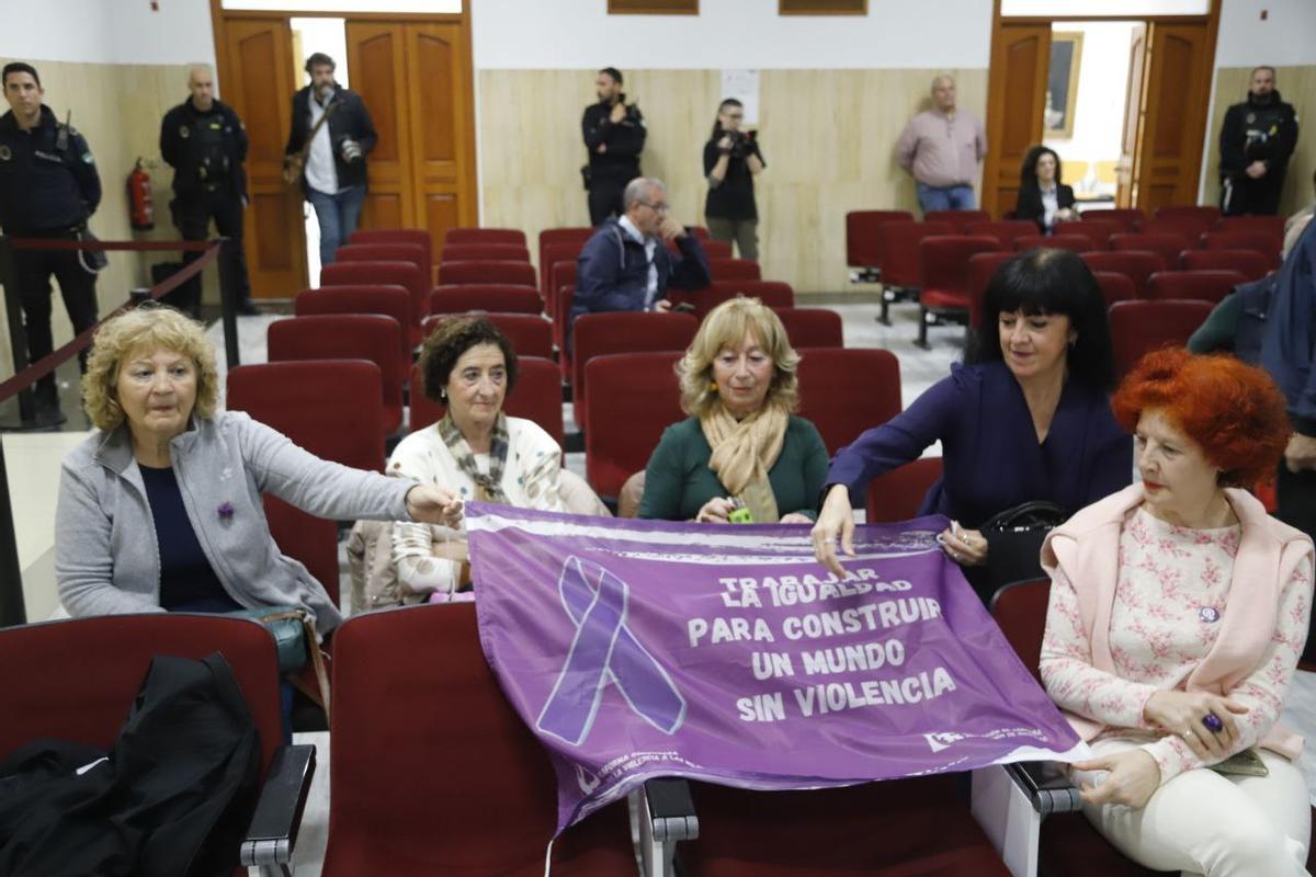 Representantes de la Plataforma cordobesa contra la violencia de género.