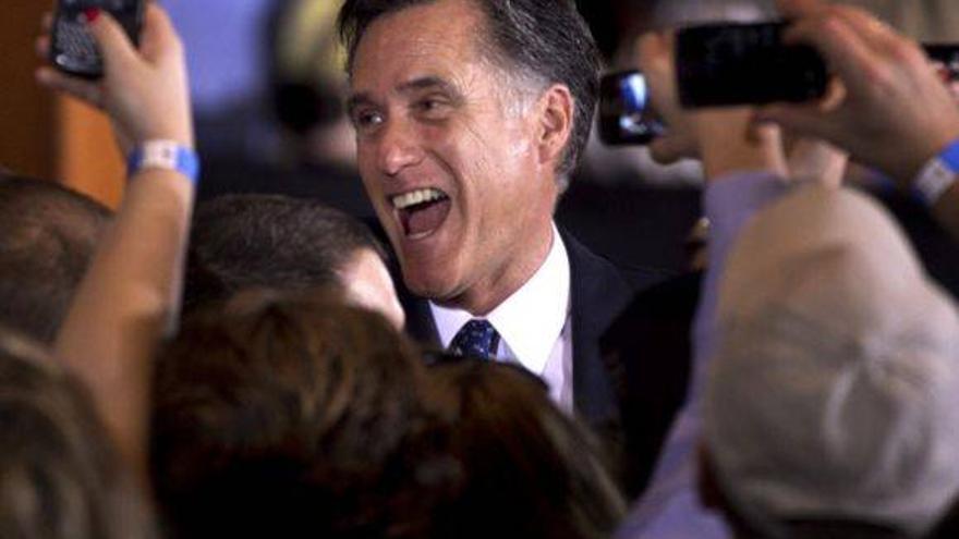 Mitt Romney se afianza en Illinois