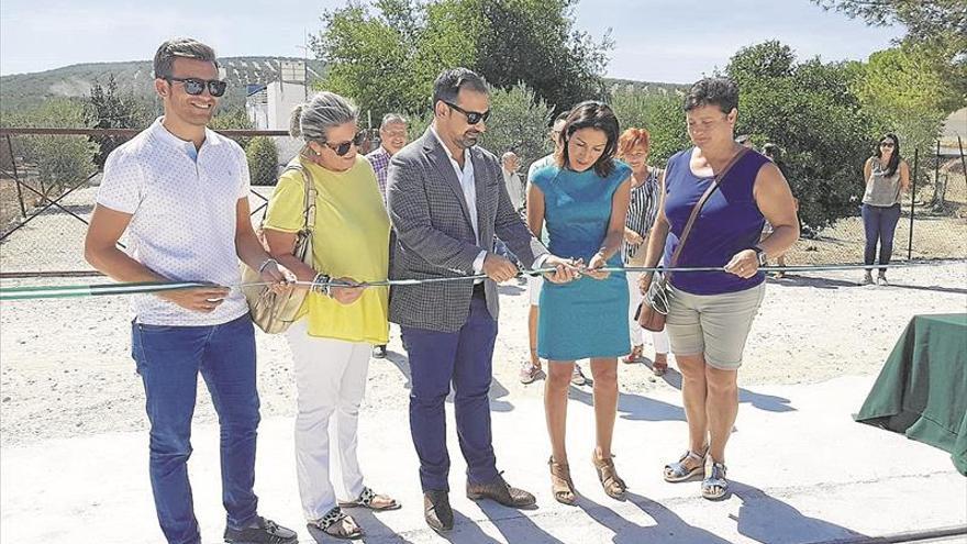 Cañete de las Torres estrena un punto limpio