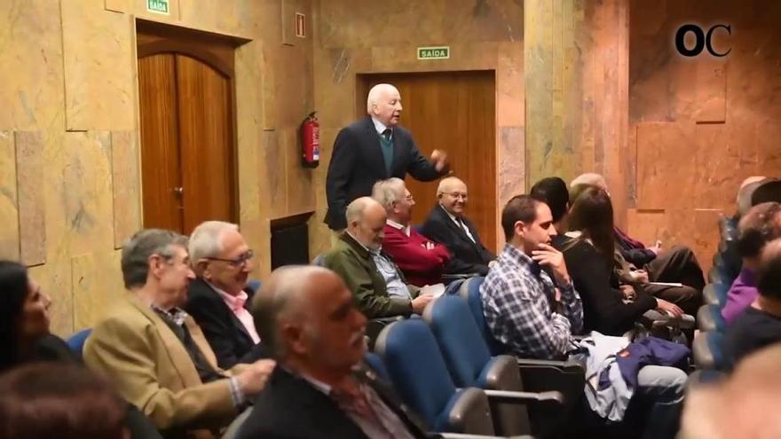 Protesta en el acto de la promoción de Náutica del 68