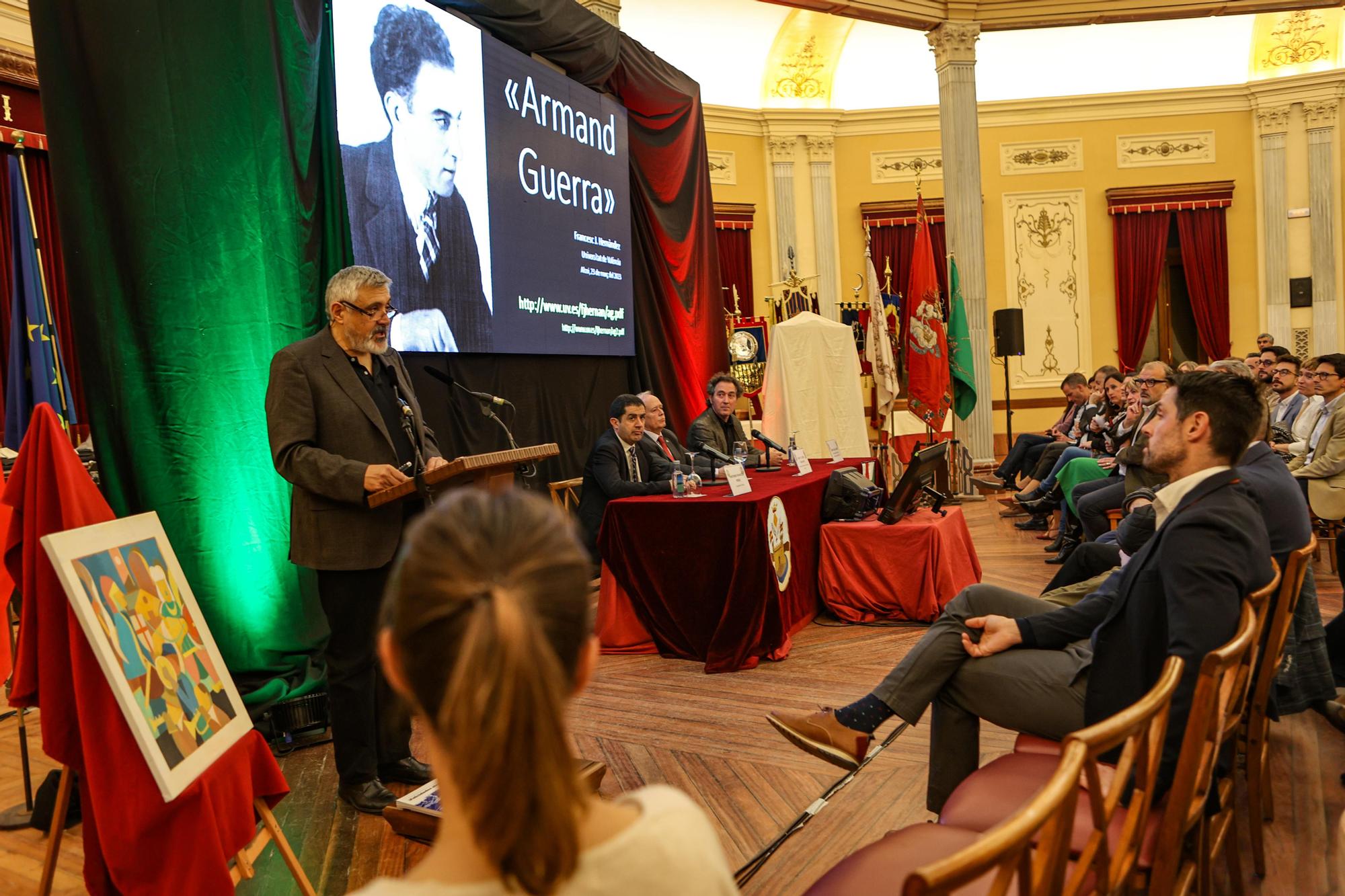 La presentación de la Revista inicia la cuenta atrás para las Fiestas de Alcoy