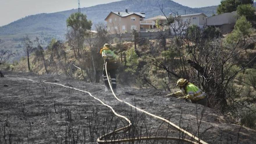 El Centro de Emergencias declara extinguido el incendio de Gormaget