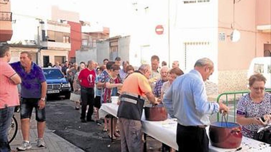 Xilxes apura las fiestas con un gran almuerzo