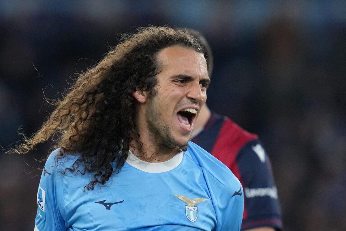 Matteo Guendouzi durante un partido ante el Bolonia