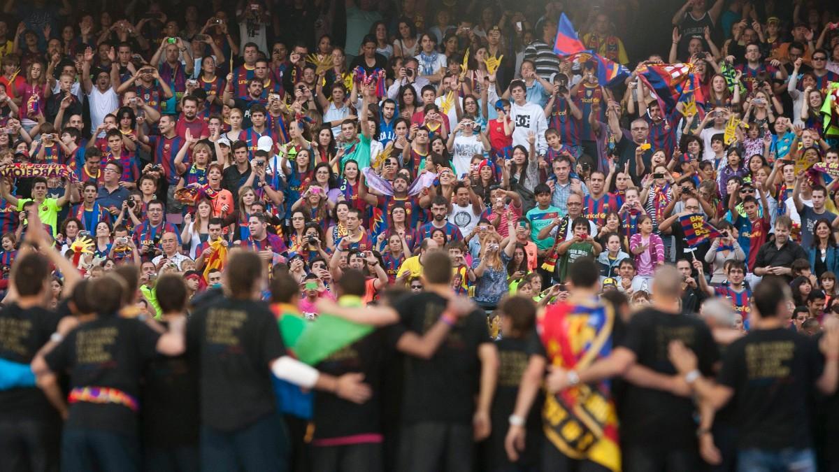 La afición culé celebra el doblete de Liga y Champions de la temporada 2010/11