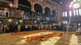 La feria modernista de Carcaixent bate récord de visitas al ampliar su espacio
