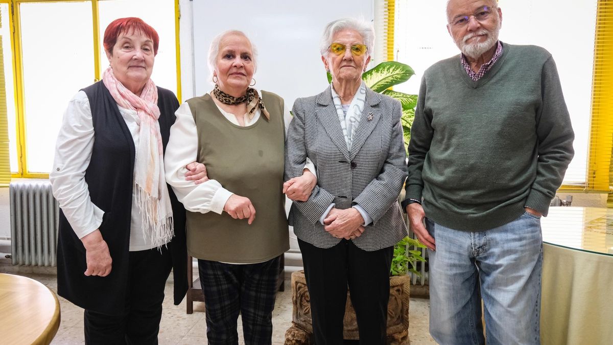 Manuela Martín, Paqui Yáñez, Antonia Nieto y Ricardo Cabezas, de la Comisión Comunitaria de Salud de El Progreso.