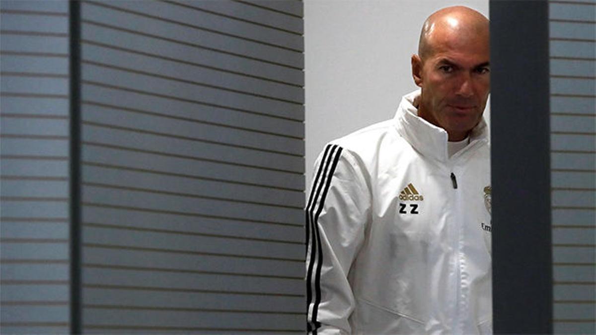 Zidane: "Raúl un día entrenará al Real Madrid"