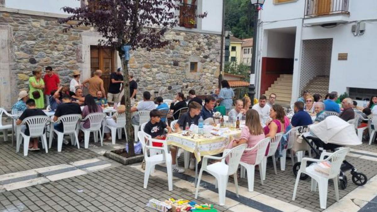 Belmonte estrenó comida en la calle