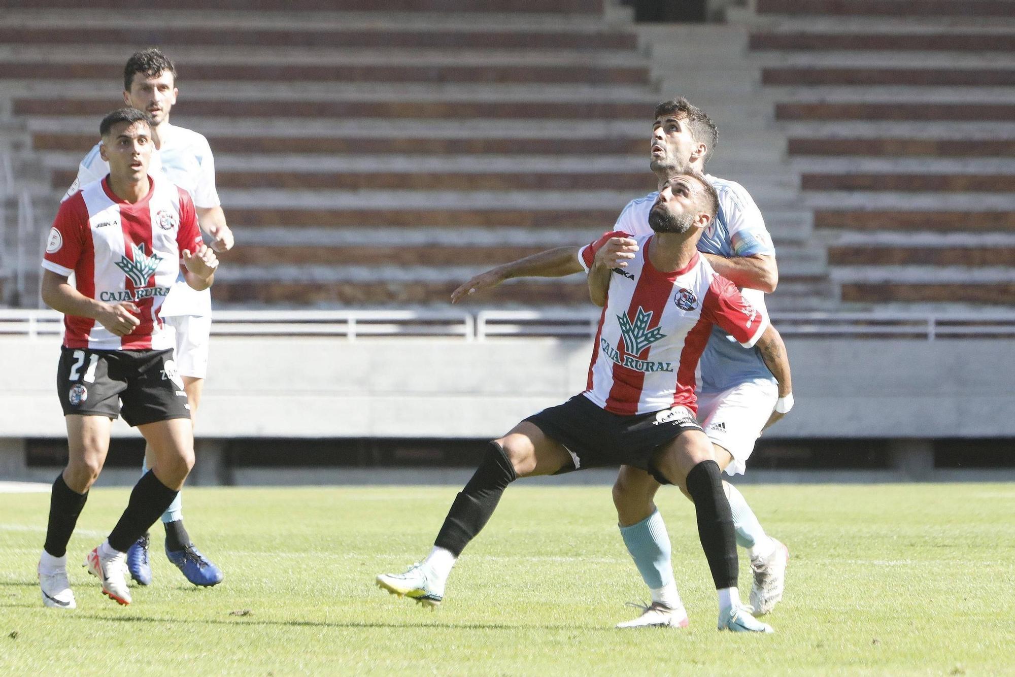 SD Compostela - Zamora CF: las imágenes del partido