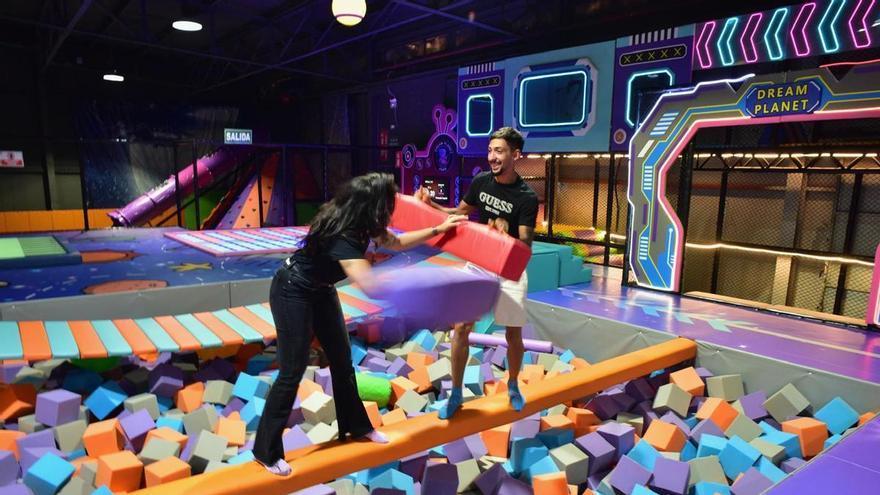 Fotogalería | Así es Dream Planet, el nuevo 'parque de atracciones' de Badajoz