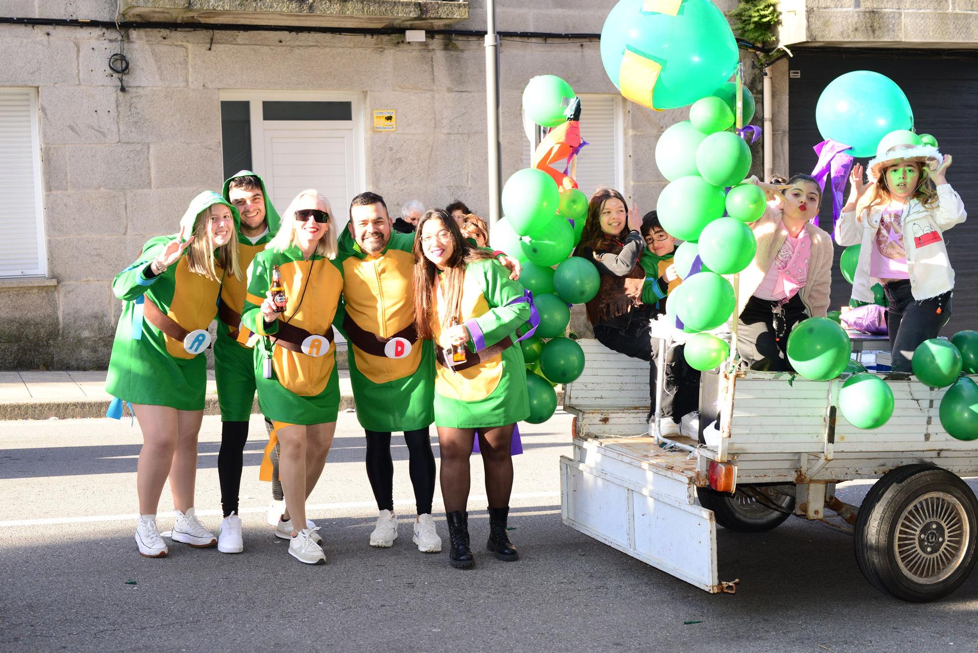 Moaña "llora" el fin del carnaval con el Enterro da Sardiña