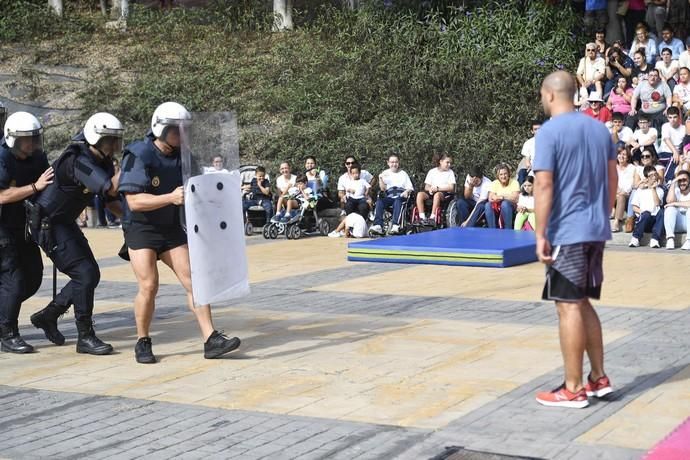 27-09-19 LAS PALMAS DE GRAN CANARIA. . LAS PALMAS DE GRAN CANARIA. Jornada de puertas abiertas de la Policía Nacional en el Parque Juan Pablo II. Fotos: Juan Castro.  | 27/09/2019 | Fotógrafo: Juan Carlos Castro