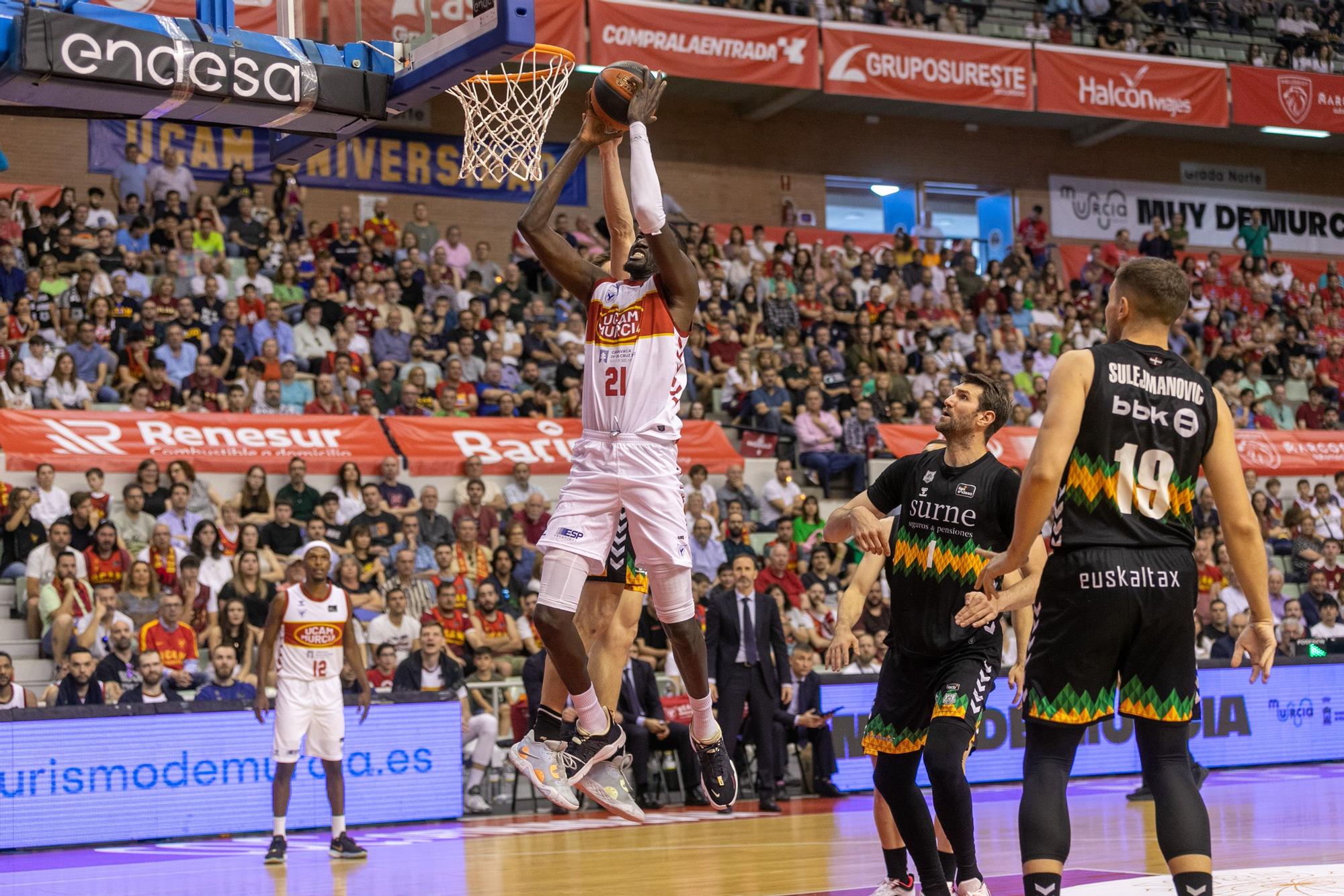 UCAM Murcia - Bilbao Basket en imágenes.