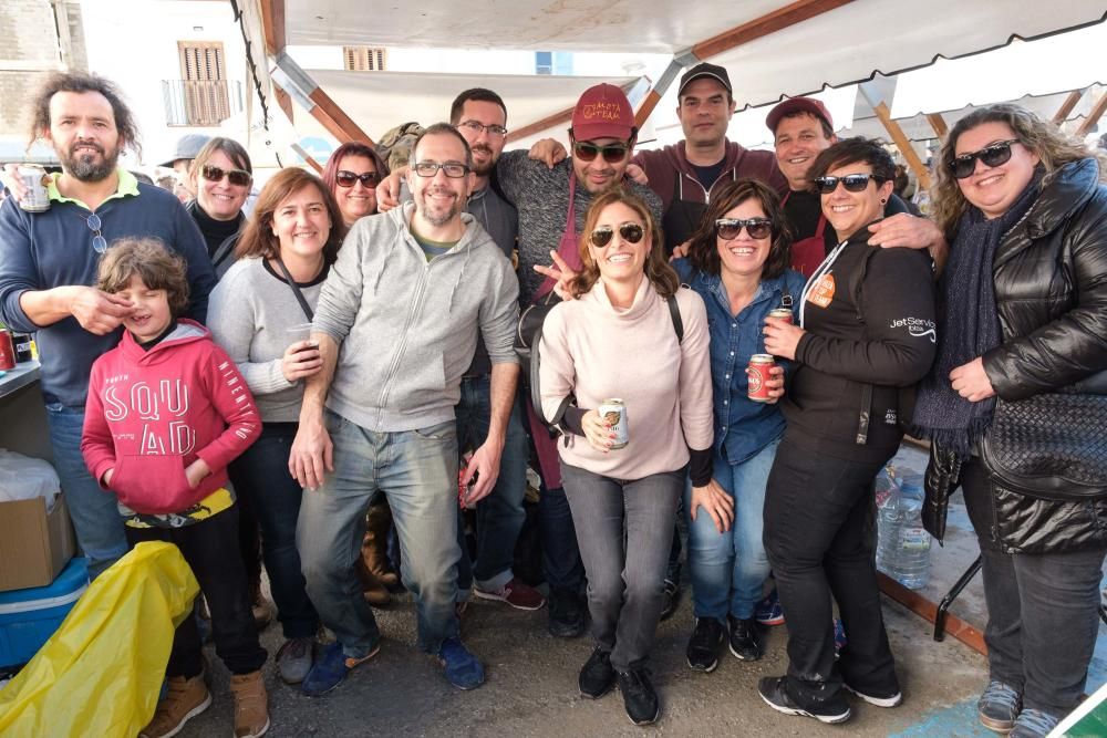 Los vecinos pudieron disfrutar de una tradicional y divertida jornada gastronómica