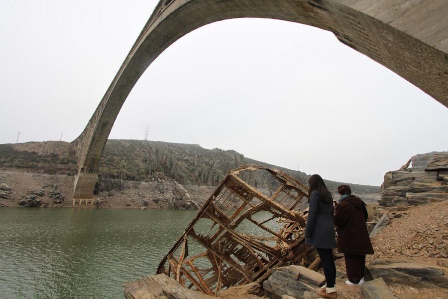 1964: accidente en el Puente Martín Gil