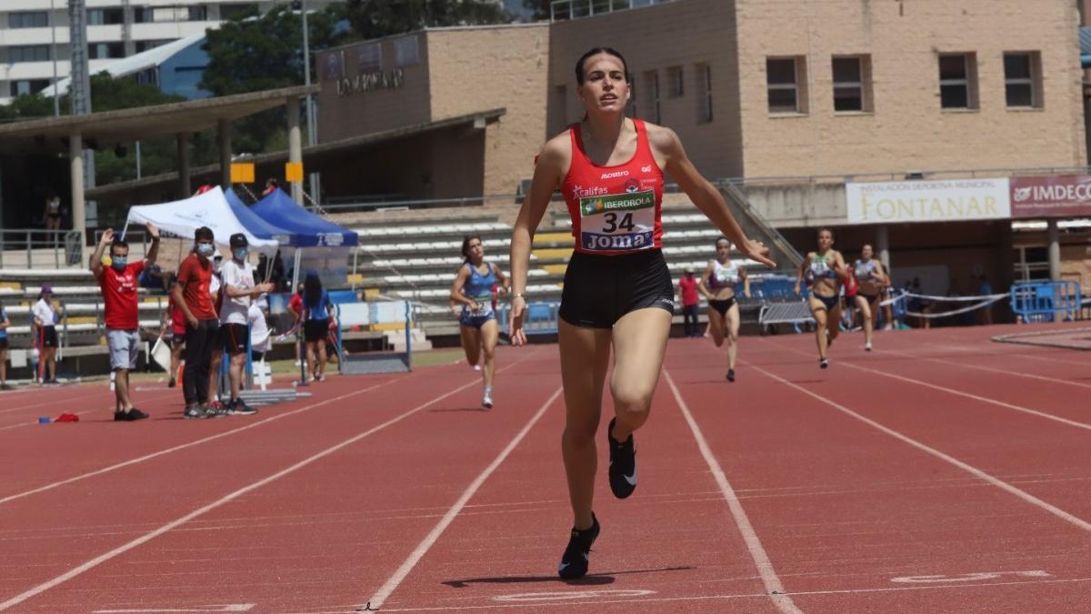 La atleta Carmen Avilés logra un bronce en el Campeonato de España y