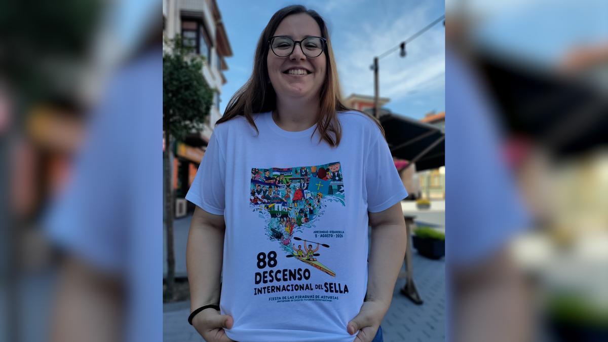 Sheila de la Maza con la camiseta del descenso