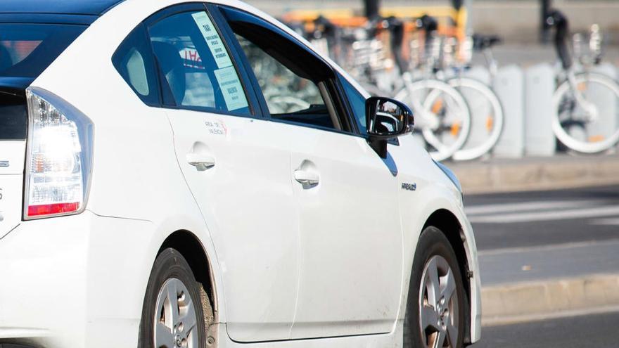 Brutal agresión en València a un taxista tras preguntarle un cliente si tenía droga