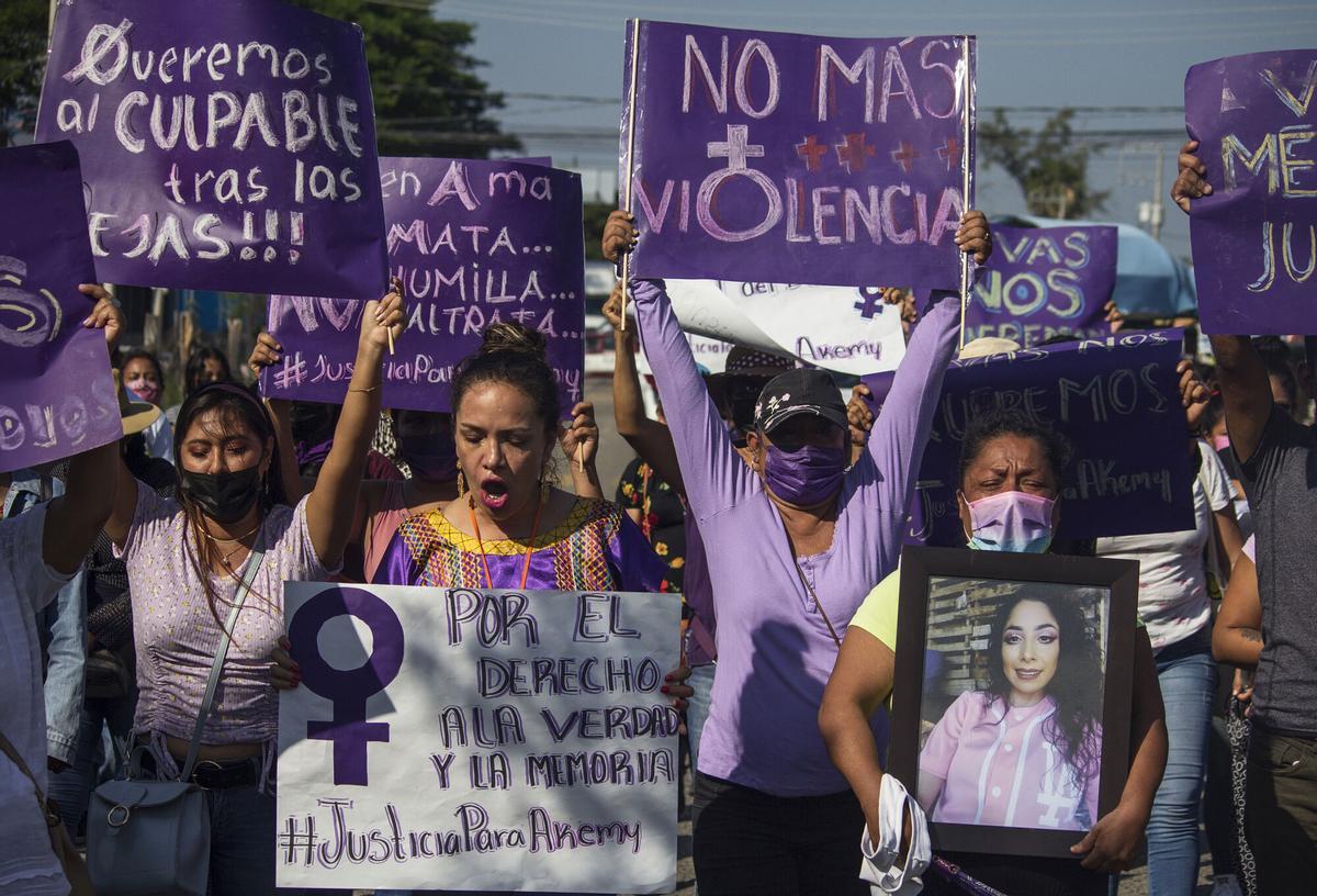 Protesta en Ciudad de México en contra de la violencia contra las mujeres, el 8 de marzo de 2022.