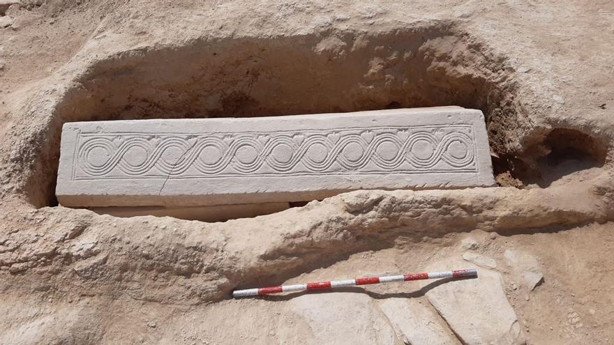 Hallan un sarcófago visigodo en una villa romana de Murcia