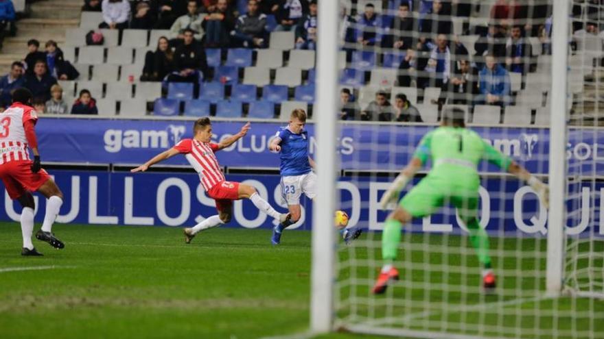 El partido entre el Real Oviedo y la UD Almería, en imágenes