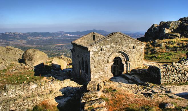 Ruinas de la iglesia de San Miguel