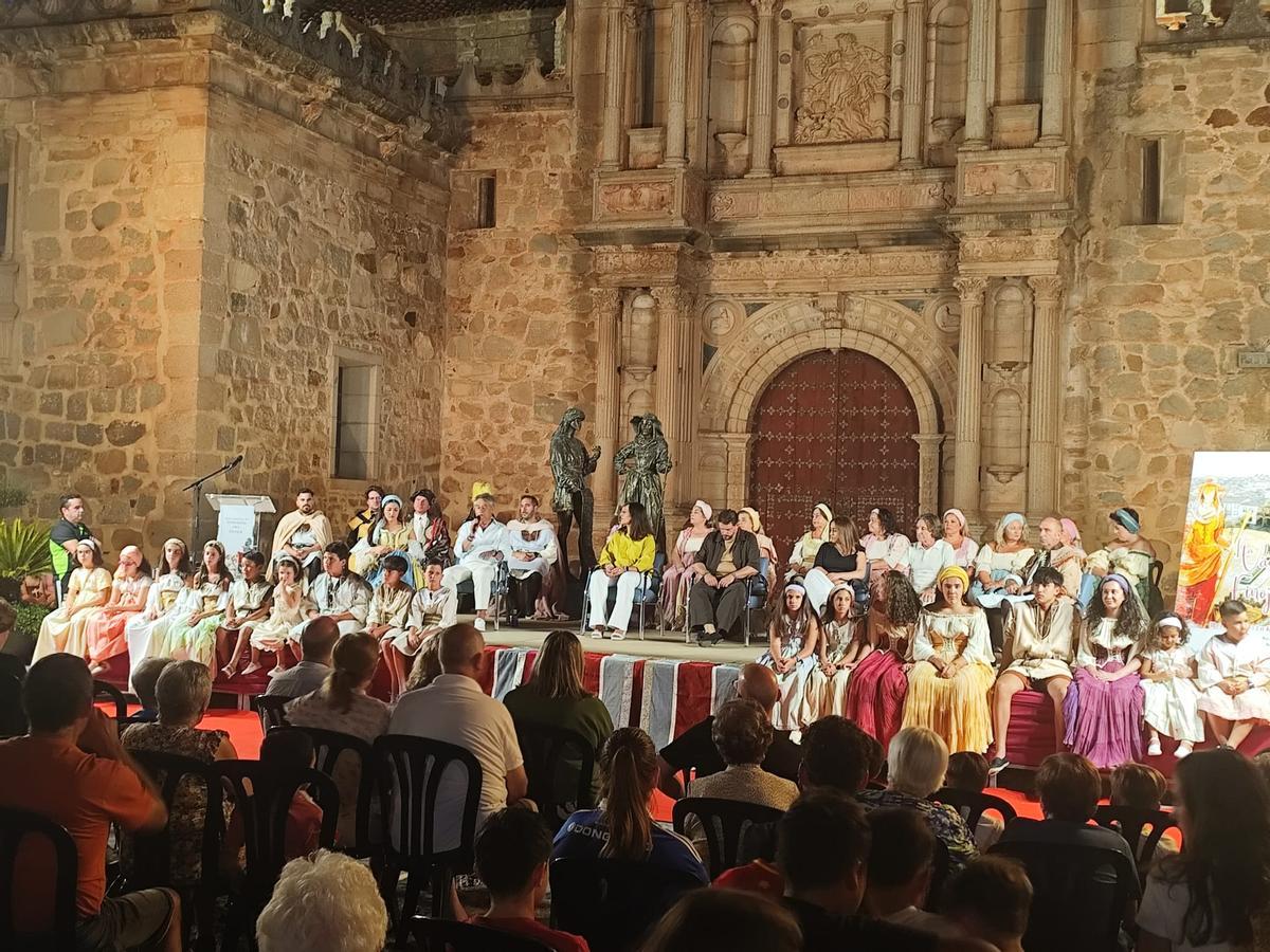 Otro momento de la presentación de La Vaquera de la Finojosa.