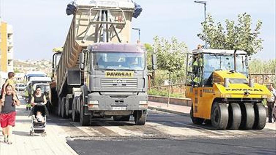 Peñíscola arregla las calles para la Vuelta