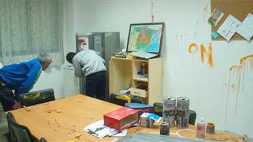El colegio de la Uva se queda sin clases por los destrozos cometidos en un robo