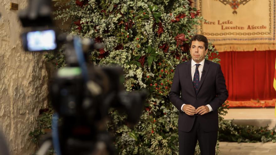 El Presidente Carlos Mazón graba el discurso de Fin de Año en el Castillo de Santa Bárbara