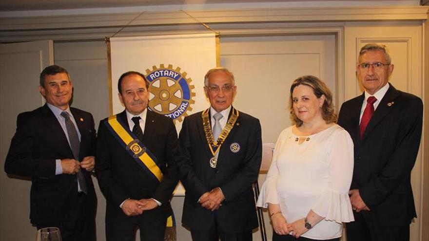 Cambio de collares y premios con el Rotary Club de Zaragoza