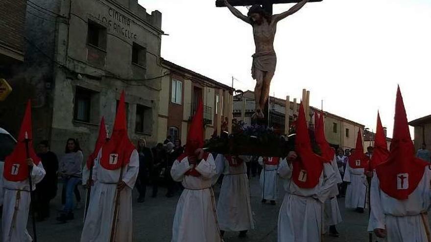 Procesión del Silencio en Manganeses de la Lampreana.