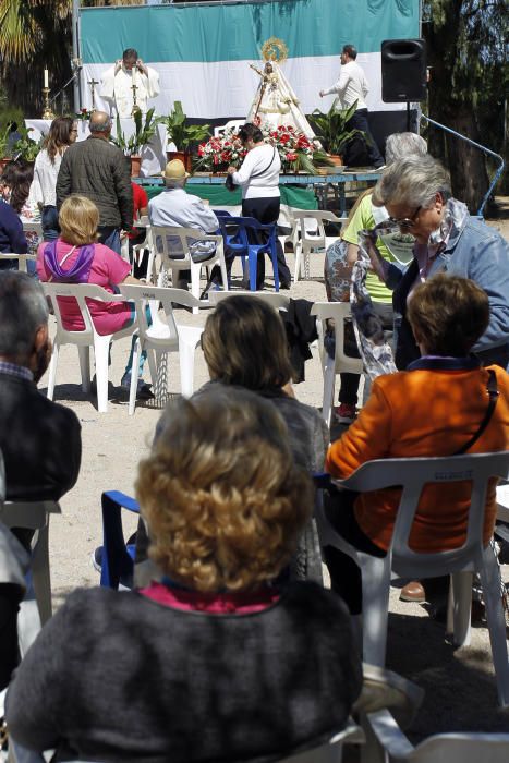 El Cristo del Grao recorre las calles de Poblats Marítims